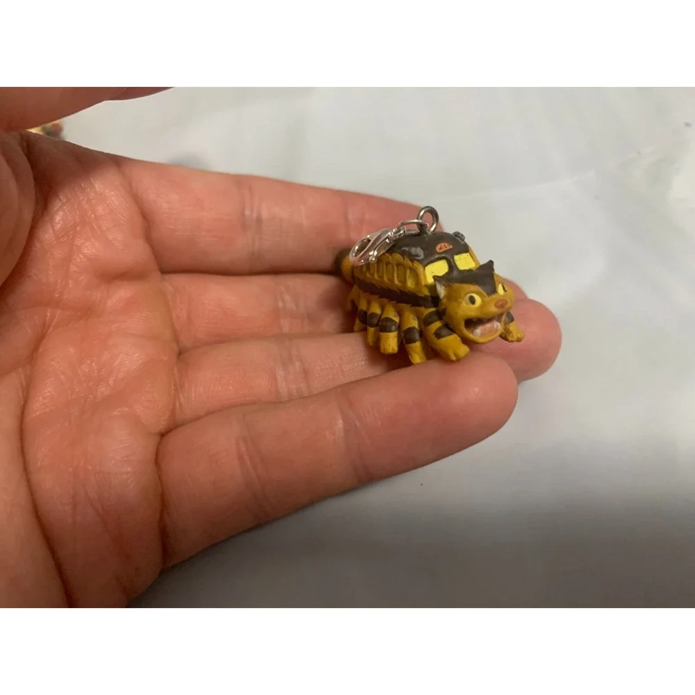 Hayao Miyazaki Howl s Moving Castle My Neighbor Totoro Heen Cat Bus Keychains